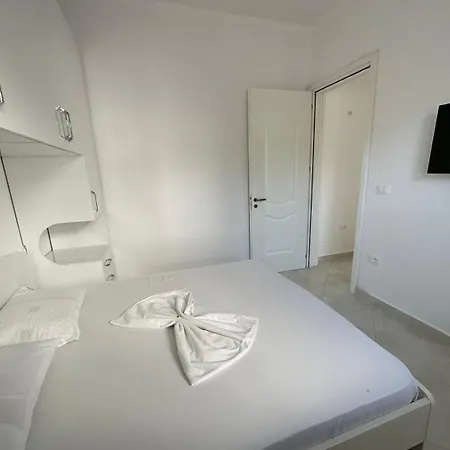 Hodo Apartment *